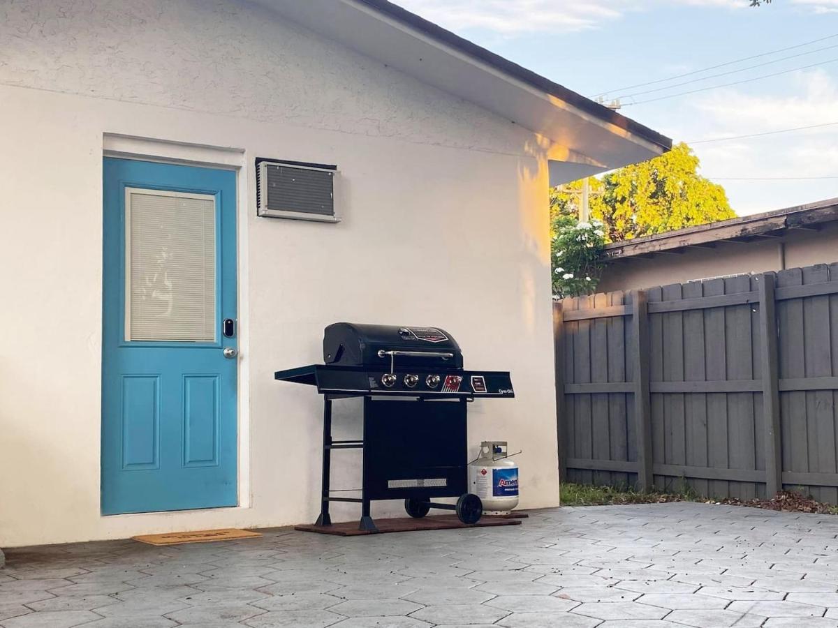 Private Suite W/ Full Backyard, Bbq, 5Min From Mia Miami Eksteriør bilde